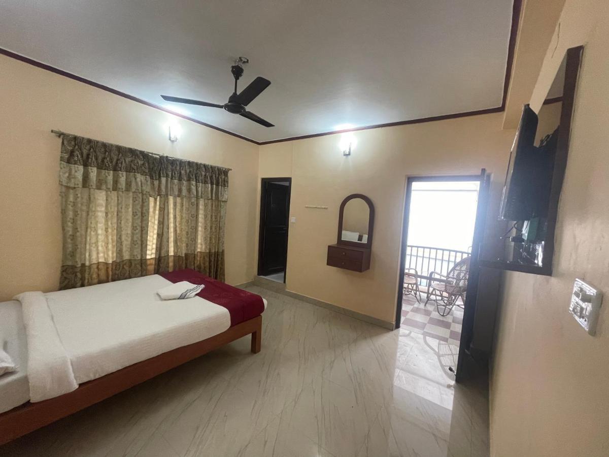 Hotel Peace Ganga Inn 포카라 외부 사진