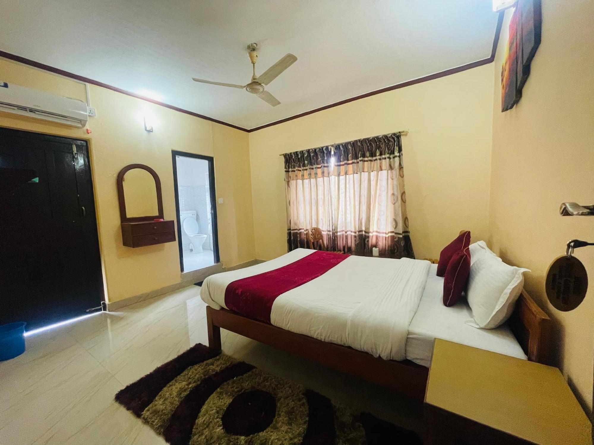 Hotel Peace Ganga Inn 포카라 외부 사진