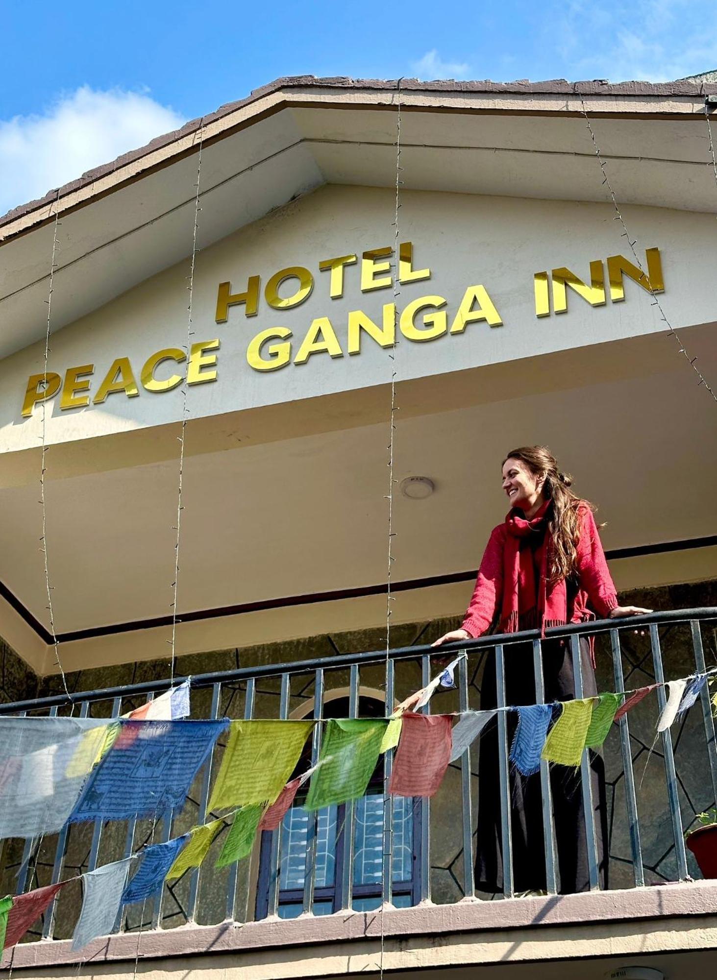 Hotel Peace Ganga Inn 포카라 외부 사진